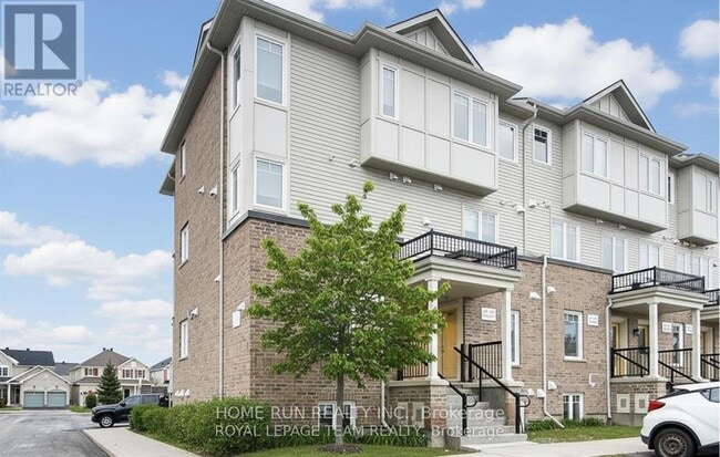 Building Photo - 204 Shanly Private