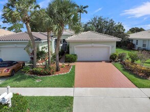 Building Photo - 10664 Royal Caribbean Cir