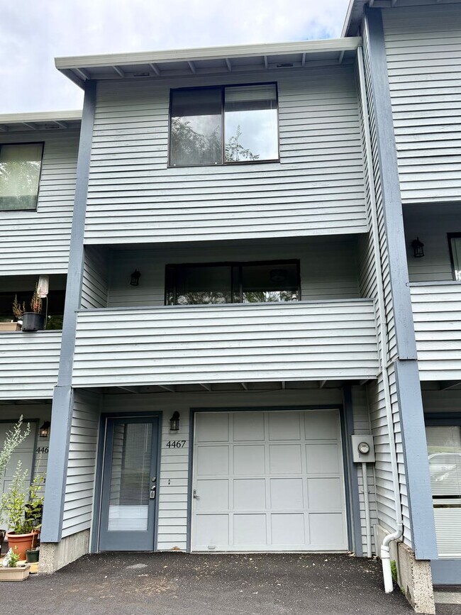 Photo - 0152-01D - Elm Tree Garden Apartments D