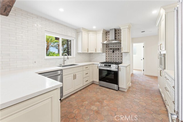 Foto del edificio - 29612 Spotted Bull Ln