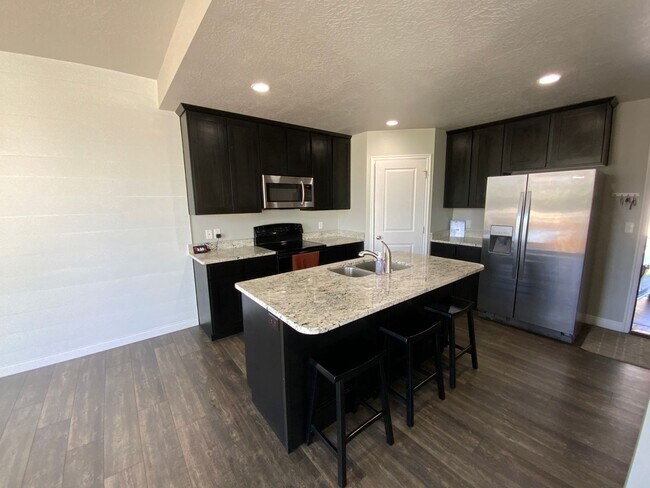 Foto del edificio - 5549 Dornton Ct