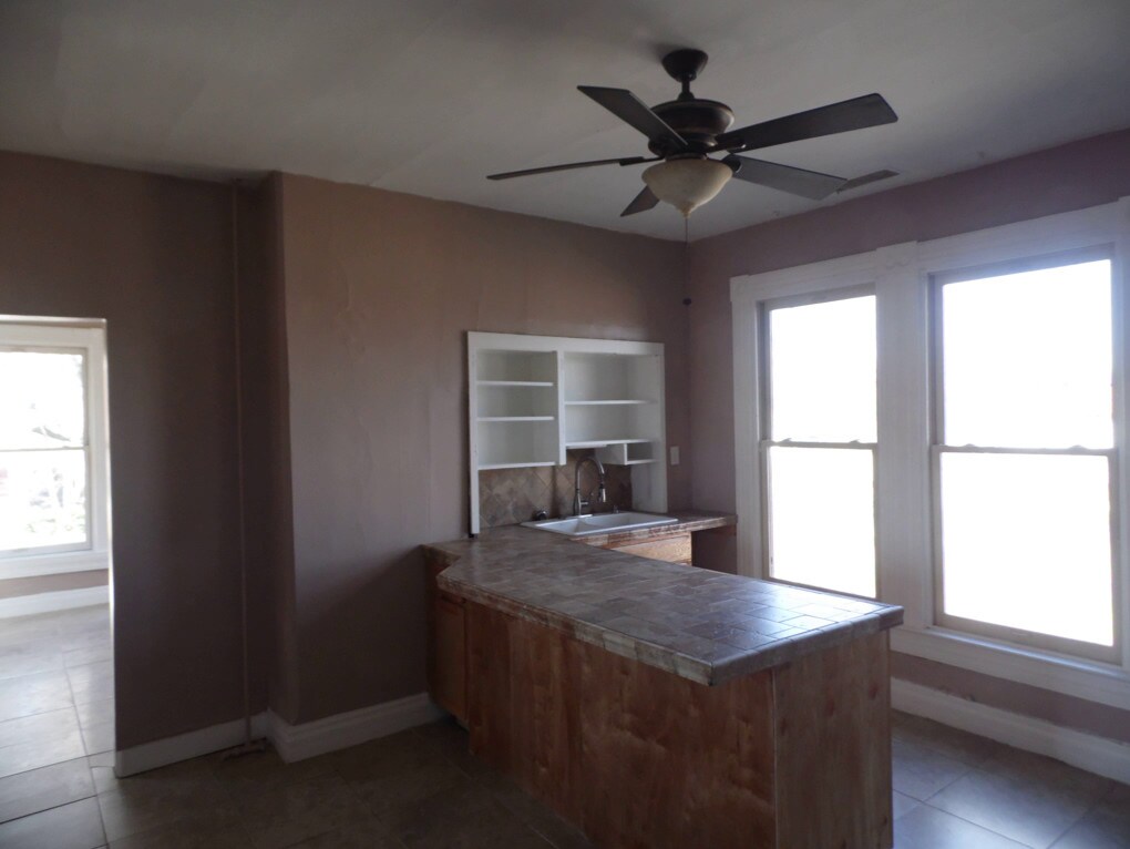 Foto principal - 528 S Fountain Ave