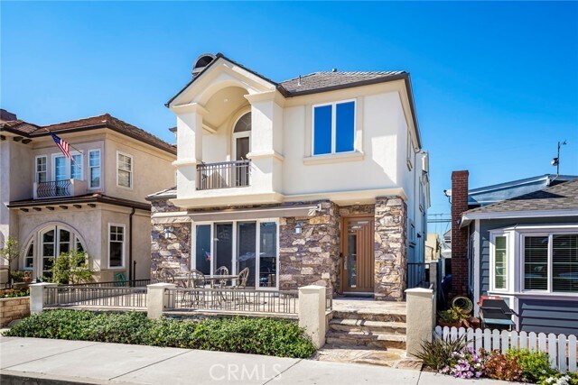 Foto del edificio - 119 Opal Ave