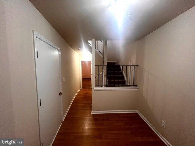 Foto del edificio - 3795 Harbor Rd