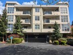 Foto principal - Meydenbauer Condo for Rent