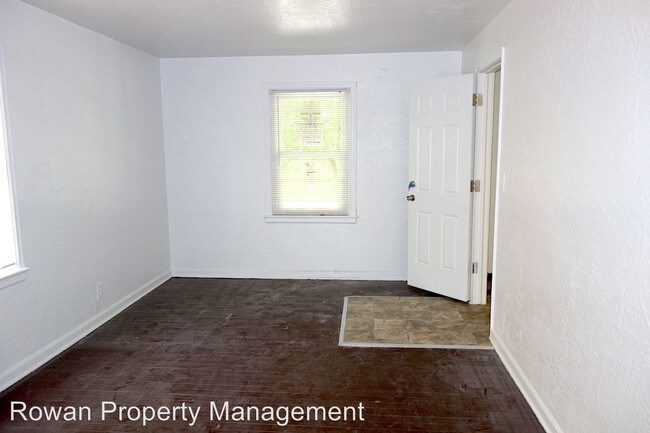 Building Photo - 426 N 18th St