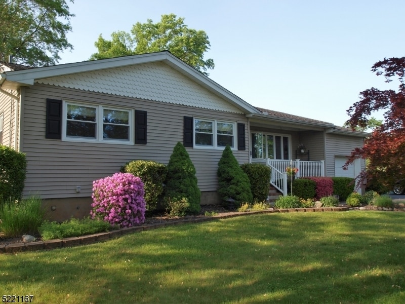 Primary Photo - 26 Hearle St