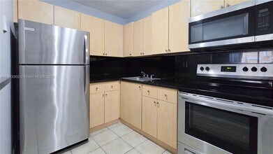 Building Photo - 7210 NW 179th St