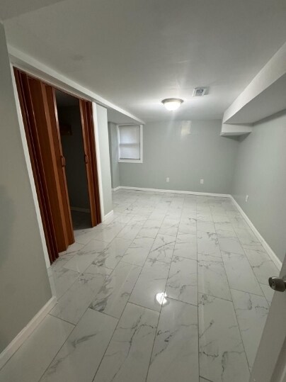 Foto del edificio - 607 Winthrop Ave