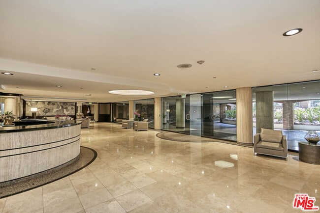 Building Photo - 200 N Swall Dr