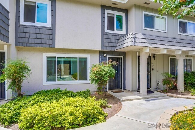 Foto del edificio - 9451 Carlton Oaks Dr