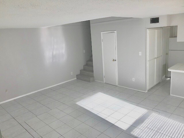 Building Photo - 6220 N 11th St