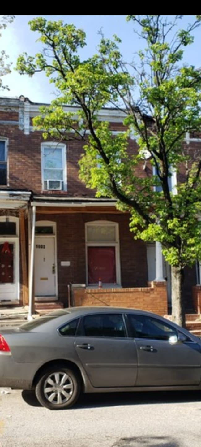 Building Photo - 1602 Cliftview Ave