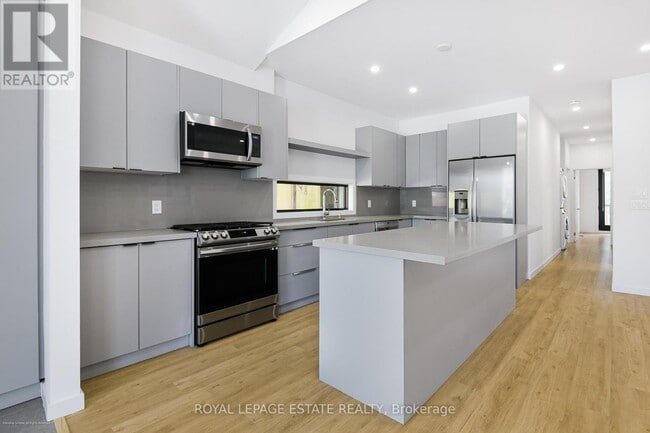 Building Photo - 506 Scarborough Rd