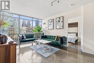 Building Photo - 3 Navy Wharf Ct