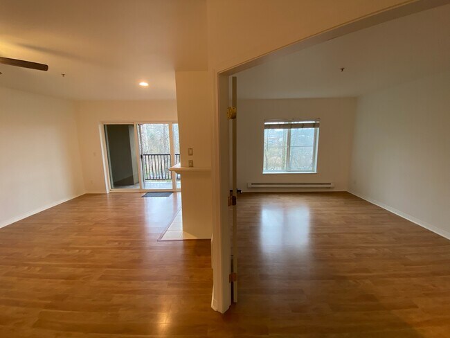 Building Photo - 12439 Totem Lake Way