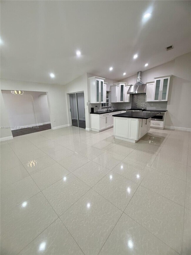 Foto del edificio - 14637 SW 160th St