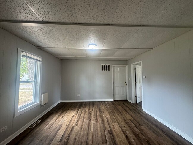 Foto del edificio - 2 bedroom Single Family For Rent