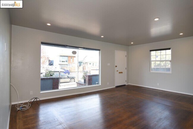 Building Photo - 2910 Magnolia St