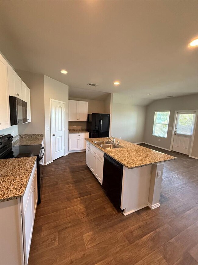 Building Photo - 13105 Brahmin Dr