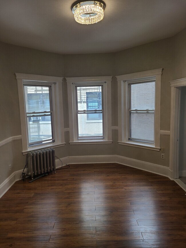 Building Photo - 51 Hemenway St