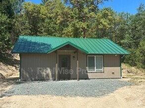 Building Photo - 4780 Williams Hwy