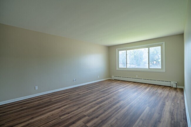 Building Photo - Parker Heights Apartments