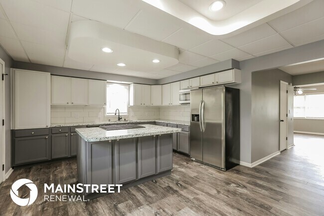 Foto del edificio - 8607 Corrington Ave