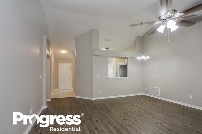 Building Photo - 5910 Erhardt Dr