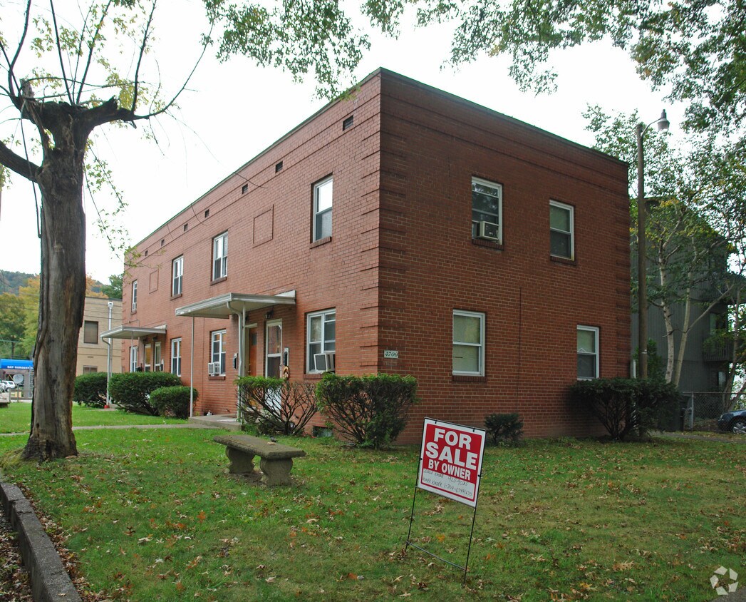 Primary Photo - 4700 Venable Ave SE