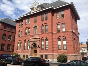 Building Photo - 124 Orange St