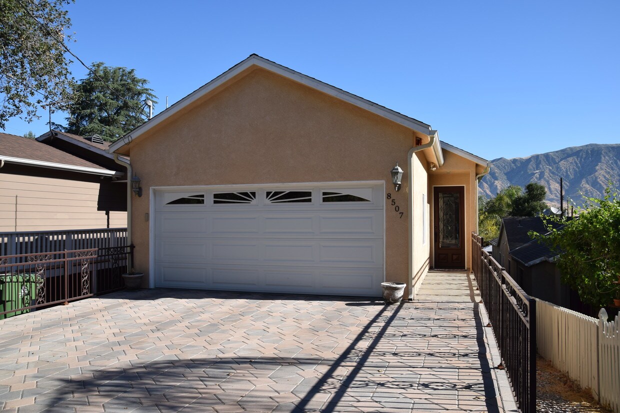 8507 Day St, Los Angeles, CA 91040 House for Rent in Los Angeles, CA