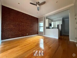 Building Photo - 319 Lincoln Pl