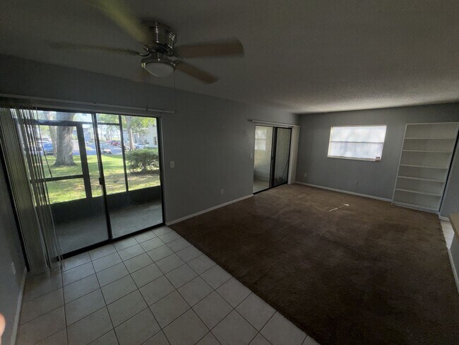 Foto del edificio - Condo In The Very Desirable Conquistador Condos