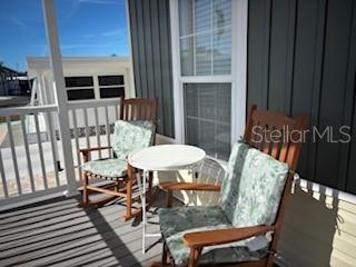 Foto del edificio - 706 Locarno Dr