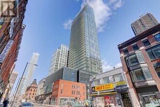 Building Photo - 3 Gloucester St
