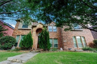 Building Photo - 7860 Ashcroft Ln