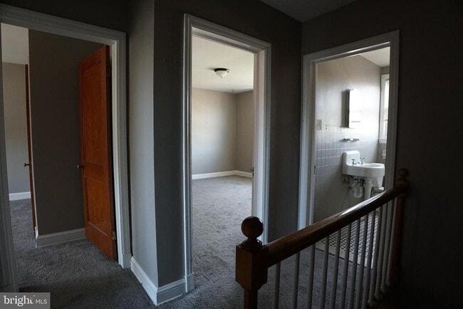 Building Photo - 4617 Wilkens Ave