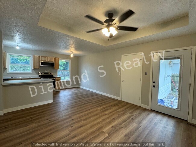 Foto del edificio - 5649 S Ferguson Ave