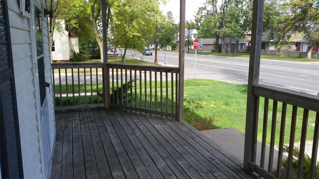 Foto del edificio - 1221 Bemidji Ave N