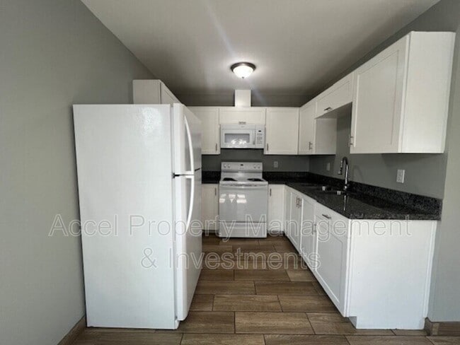 Foto del edificio - 825 S Mississippi St