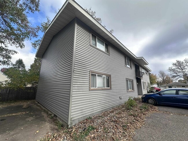 Building Photo - 12th Avenue Court