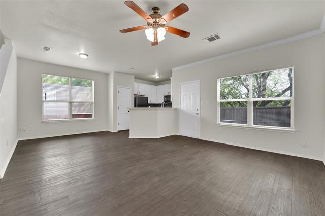 Building Photo - 338 Castleridge Dr