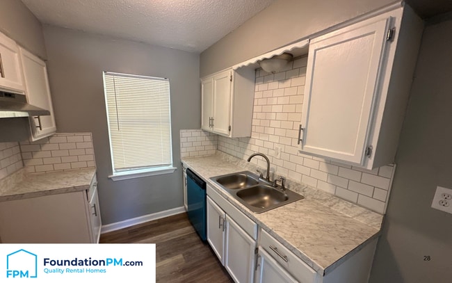 Building Photo - 3703 Wolf Trail Dr