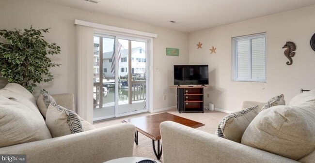Foto del edificio - 170 Captains Quarters Rd