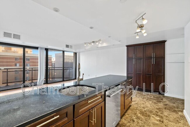 Photo - 1530 Key Blvd Apartment