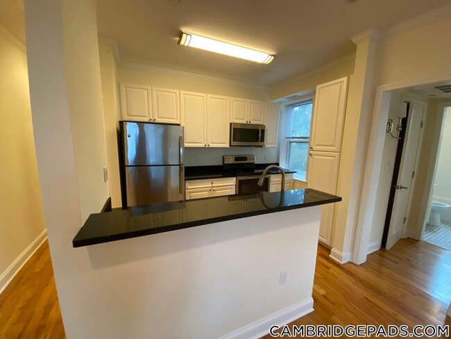 Building Photo - 3 Chauncy St