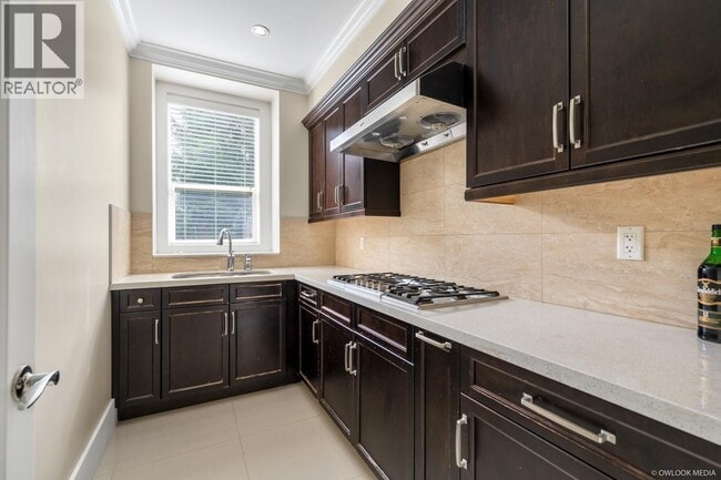 Building Photo - 55xx Chemainus Dr