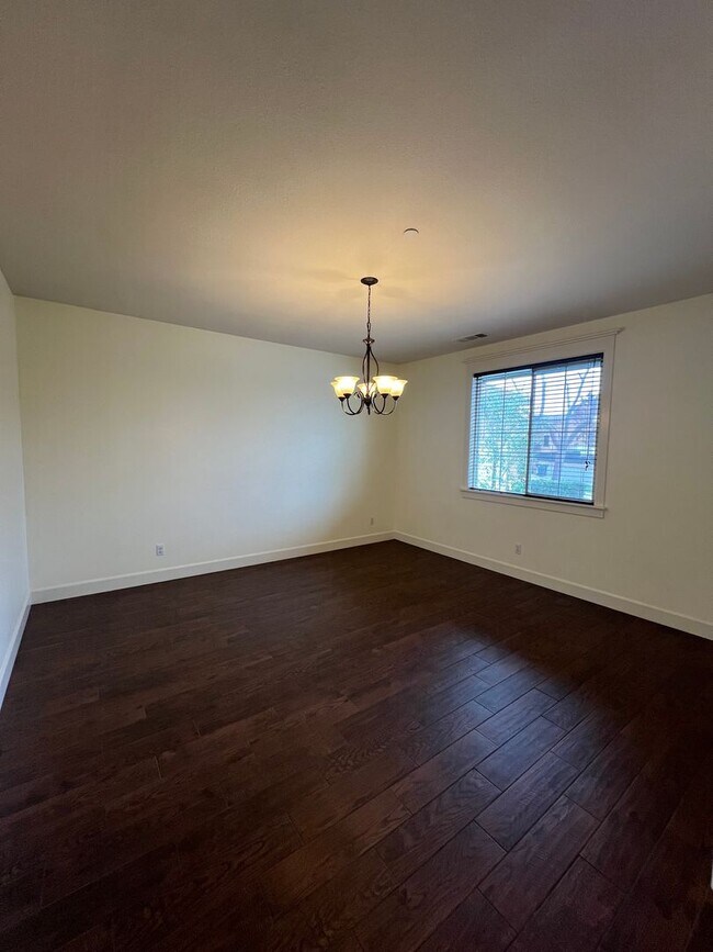 Foto del edificio - 14816 Huckleberry Dr