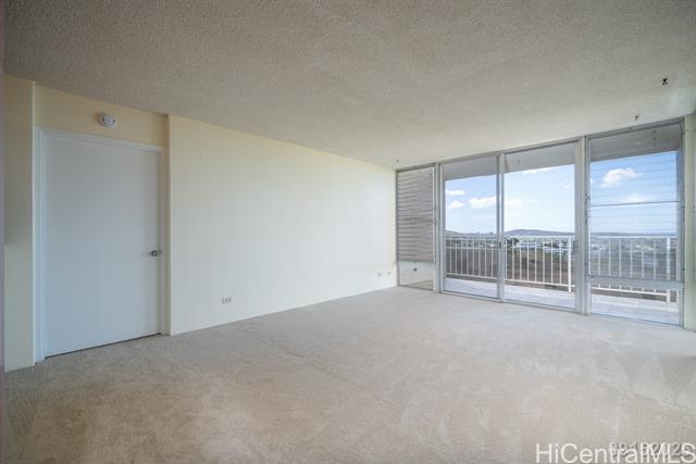 Foto del edificio - 98-719-719 Iho Pl